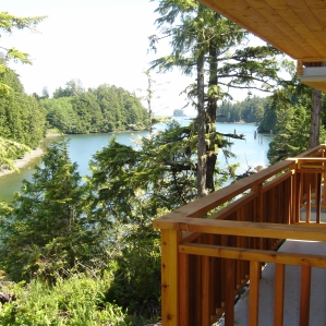 Waterfront vacation cottages Ucluelet